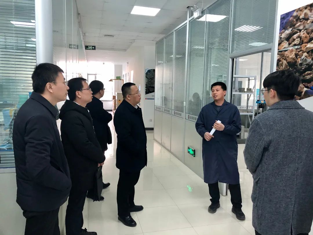 喜跃发集团与省交安公司战略合作签约仪式圆满举行(图6)