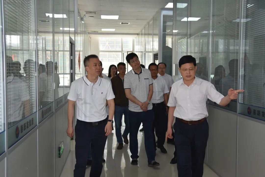 云南昆明滇中新区、空港经济区一行领导莅临喜跃发集团调研指导!(图3) image.png