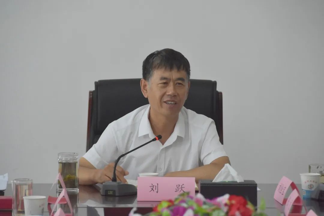 情系员工子女，爱心助学圆梦——喜跃发集团召开2022员工子女考学慰问座谈会(图5)