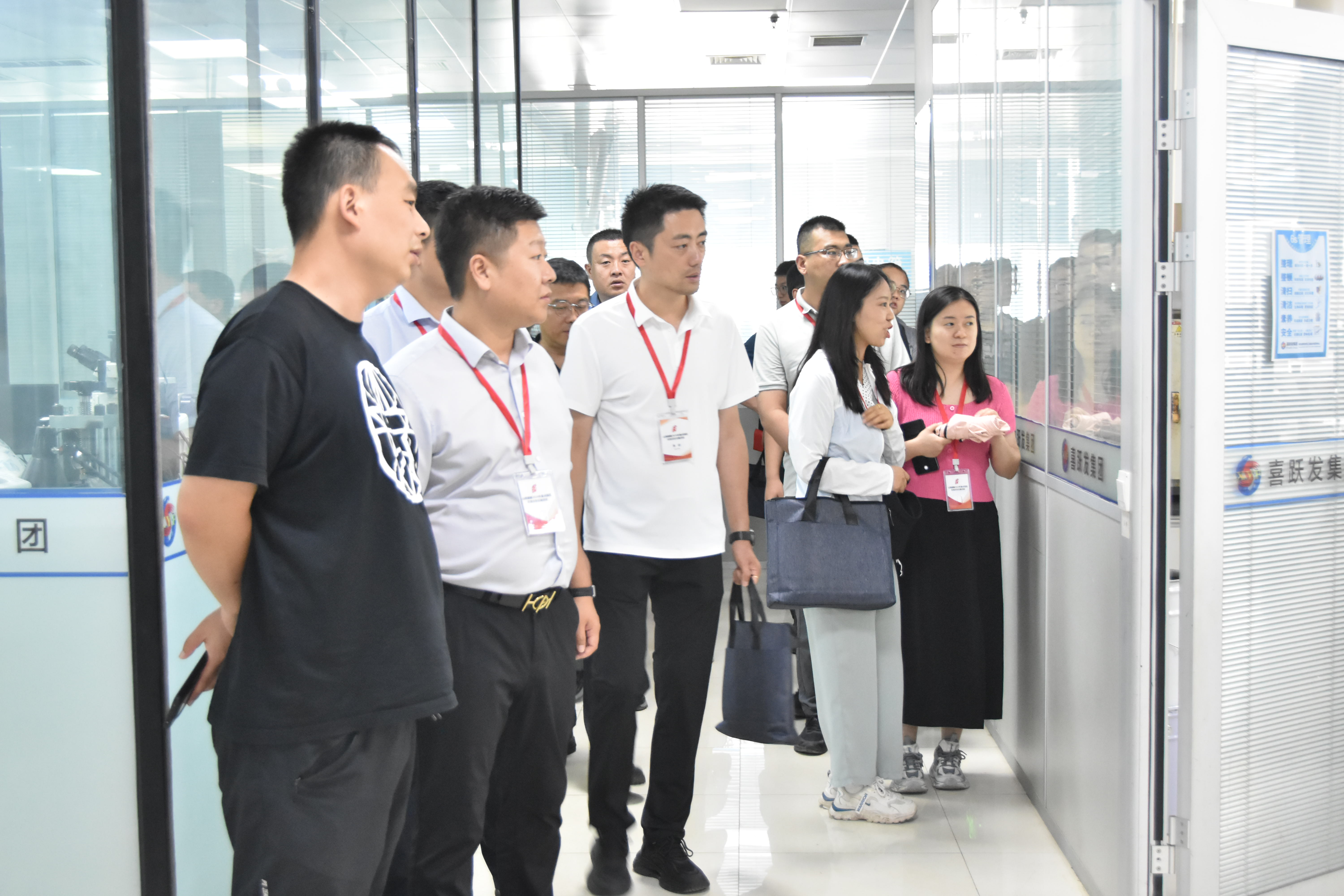山西援疆2024年重点园区交流交往交融活动走进喜跃发集团(图5) DSC_1544.JPG