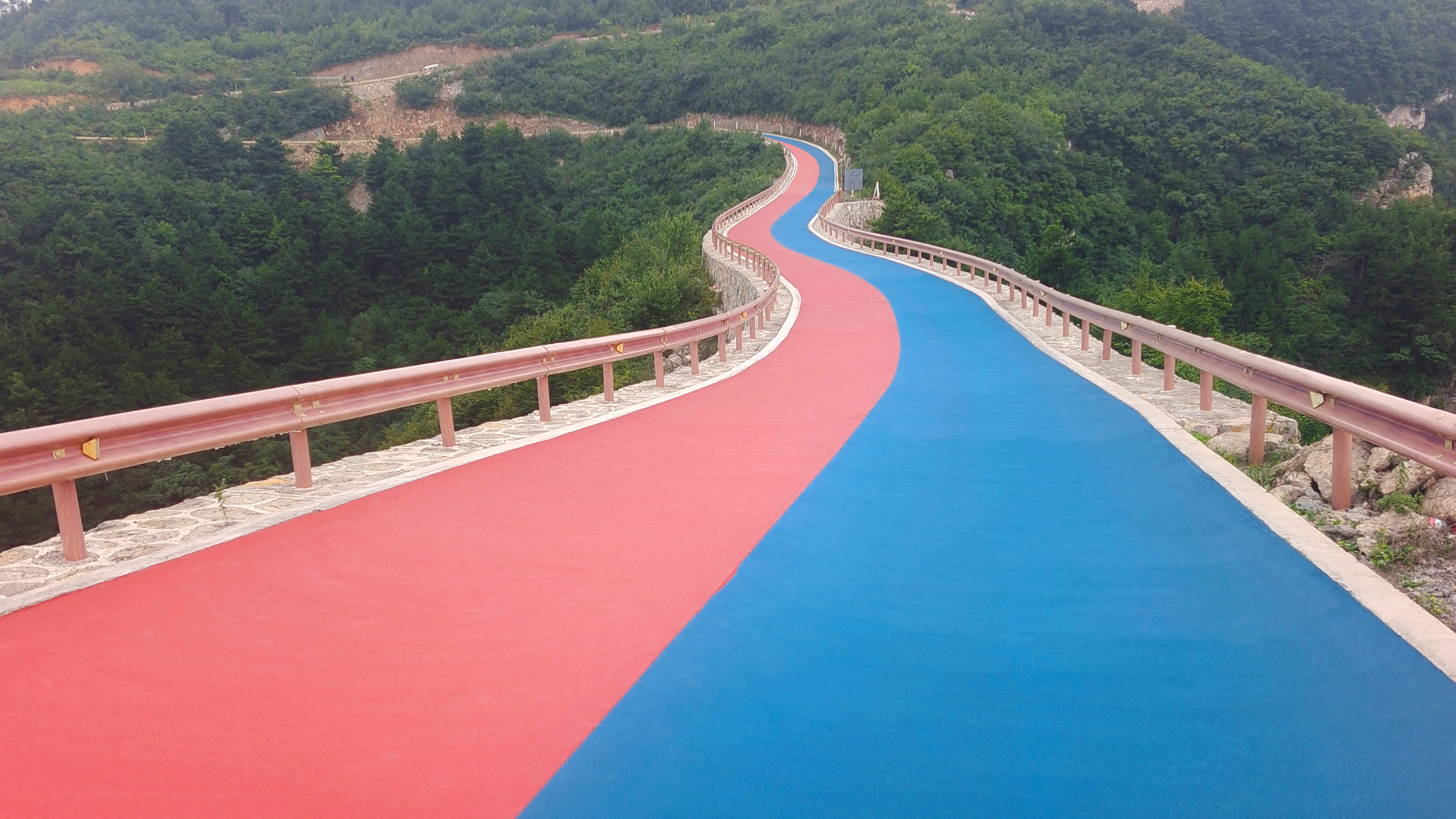平顺县太行一号旅游公路（虹梯关-石城段）.jpg