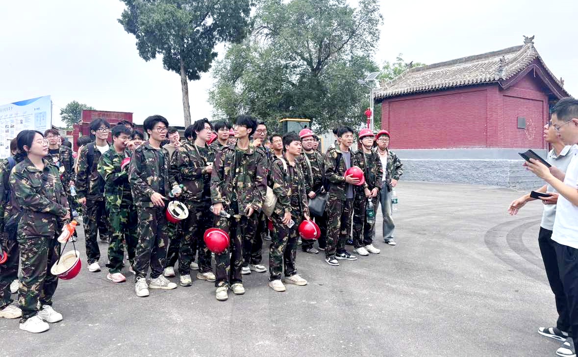 中北大学师生走进喜跃发集团共探校企合作新路径(图5) IMG_5841.JPG_副本.jpg