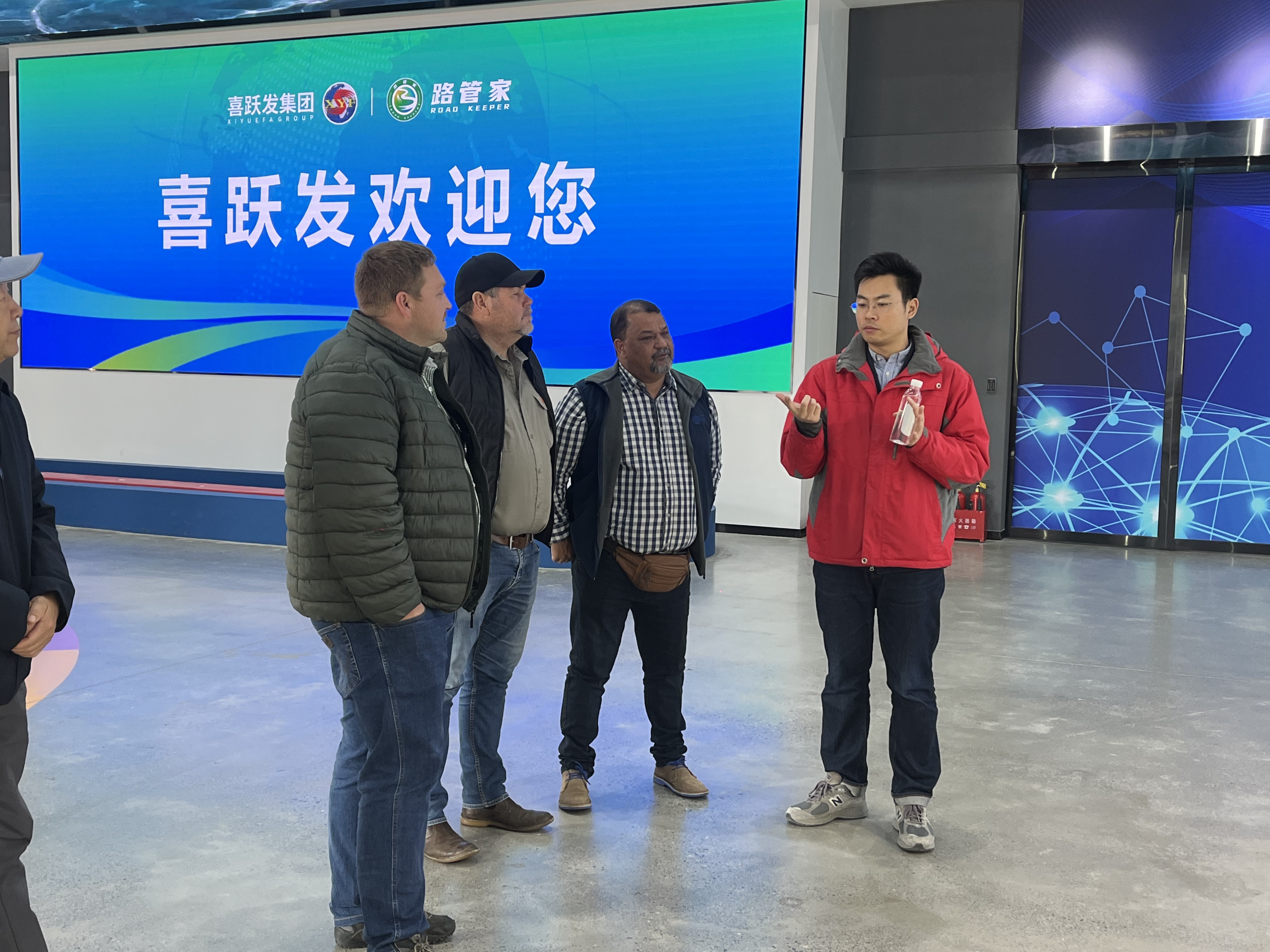 南非Tosas公司代表团到访喜跃发集团深化技术交流与合作(图7) 2.jpg