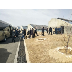 省委脱贫攻坚第一督导组一行调研喜跃发集团生态农业基地