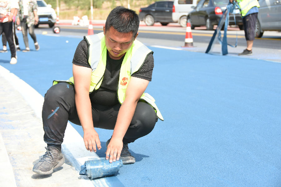 重磅,我公司承建的又一条彩虹路亮相太原东山,为中国共产党成立99周年献礼(图5) 重磅,我公司承建的又一条彩虹路亮相太原东山,为中国共产党成立99周年献礼(图5)