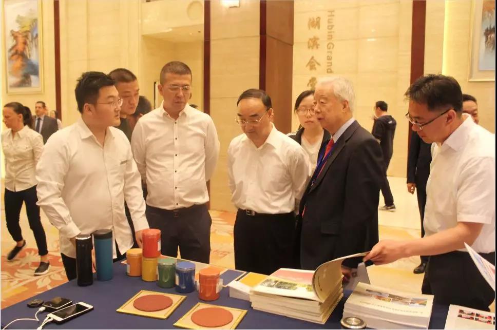 喜跃发彩色路面、再生材料及工艺亮相第五届全国绿色公路技术交流会(图5)