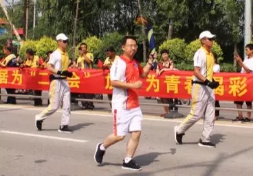 640.webp (2).jpg 助力二青盛会 传递运动圣火 | 喜跃发总工赵永飞参加二青会火炬传递(图2)
