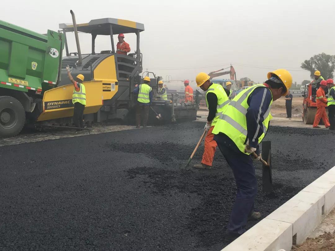 微信图片_20190517180501.jpg 喜跃发热再生技术应用于山西转型综改示范区真武路项目试验段(图5)