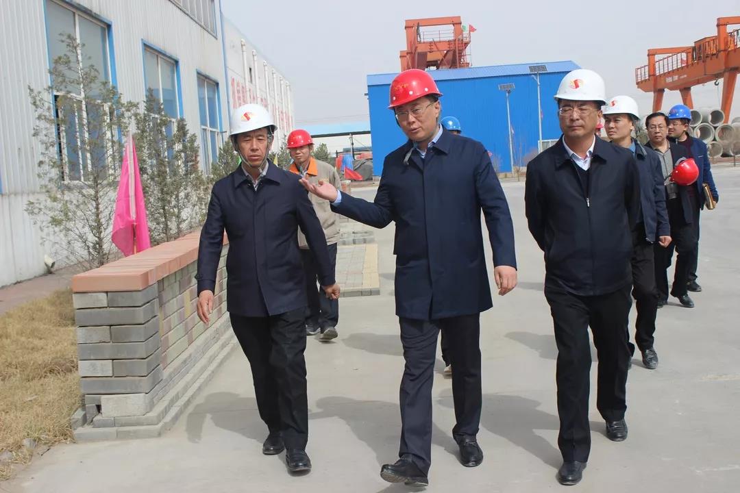 阳曲县县长李京京调研喜跃发(图1)