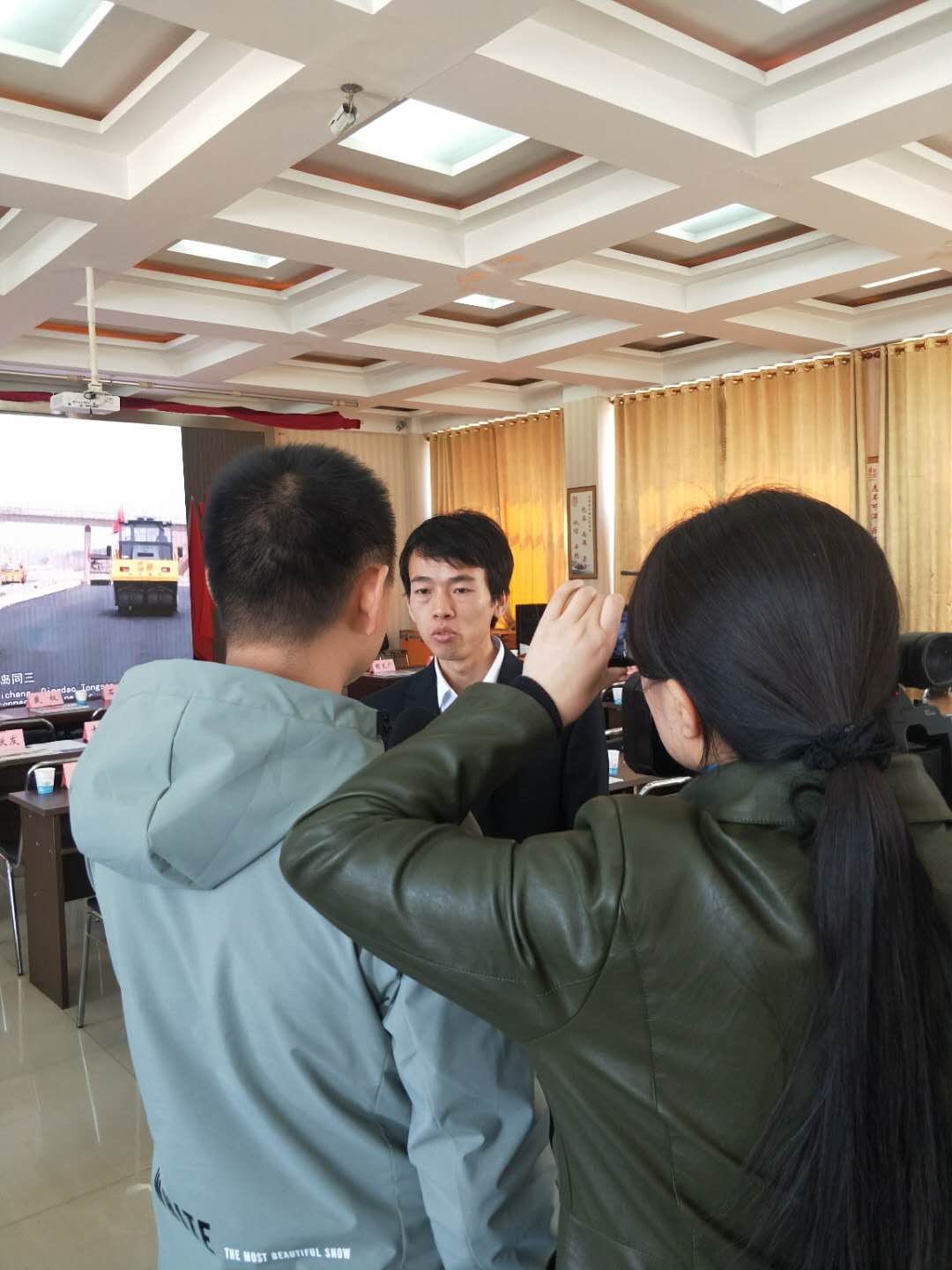 时代新人说——改革创新、奋发有力”先进典型巡讲在喜跃发公司召开专场报告(图11)