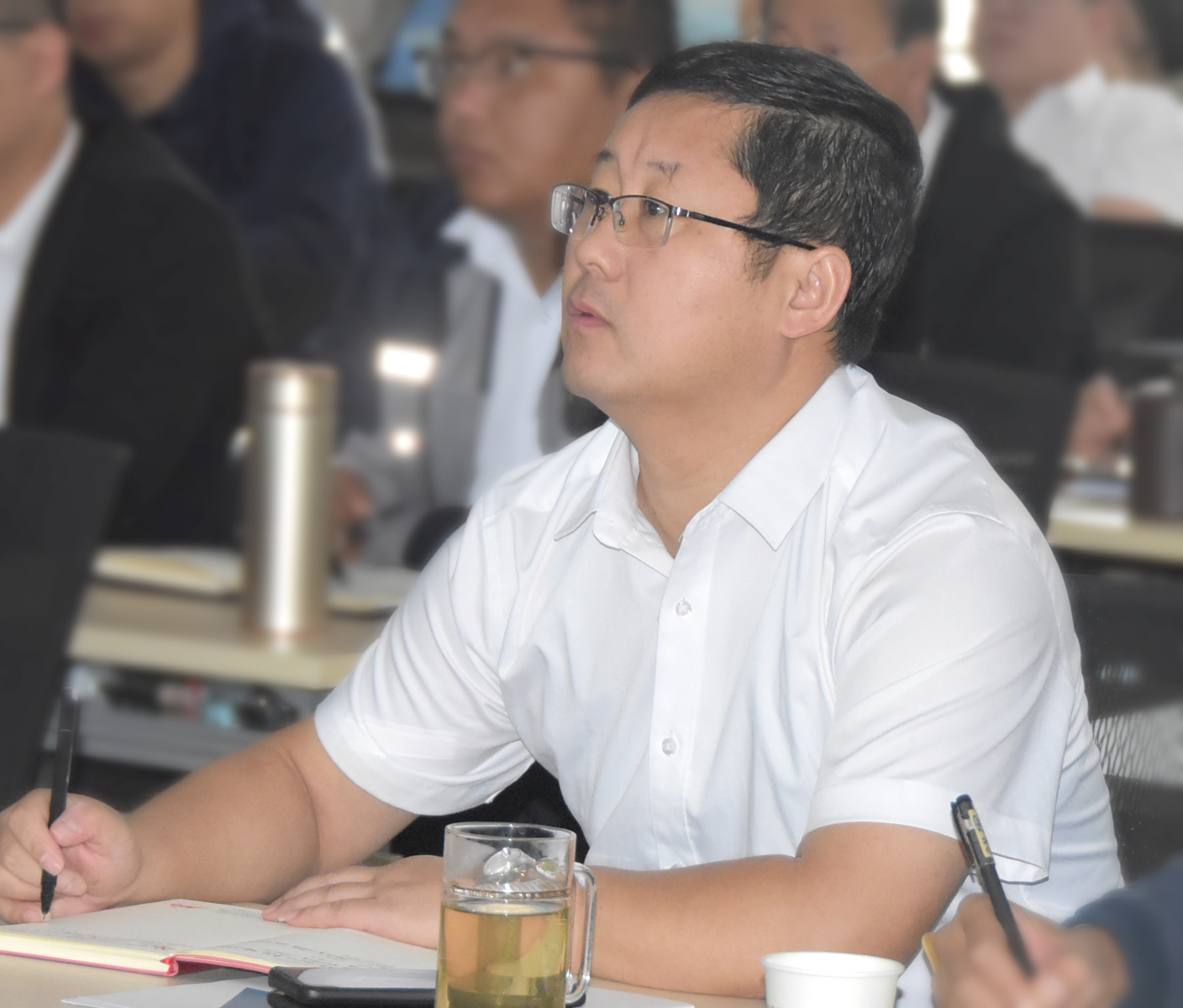 喜跃发集团组织召开公路行业规范解读及管养数字化专题培训会(图4) 喜跃发集团组织召开公路行业规范解读及管养数字化专题培训会(图4)